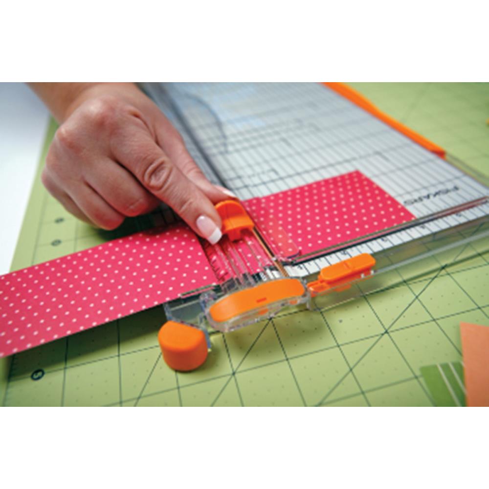 Fiskars SureCut Deluxe Paper Trimmer 12”