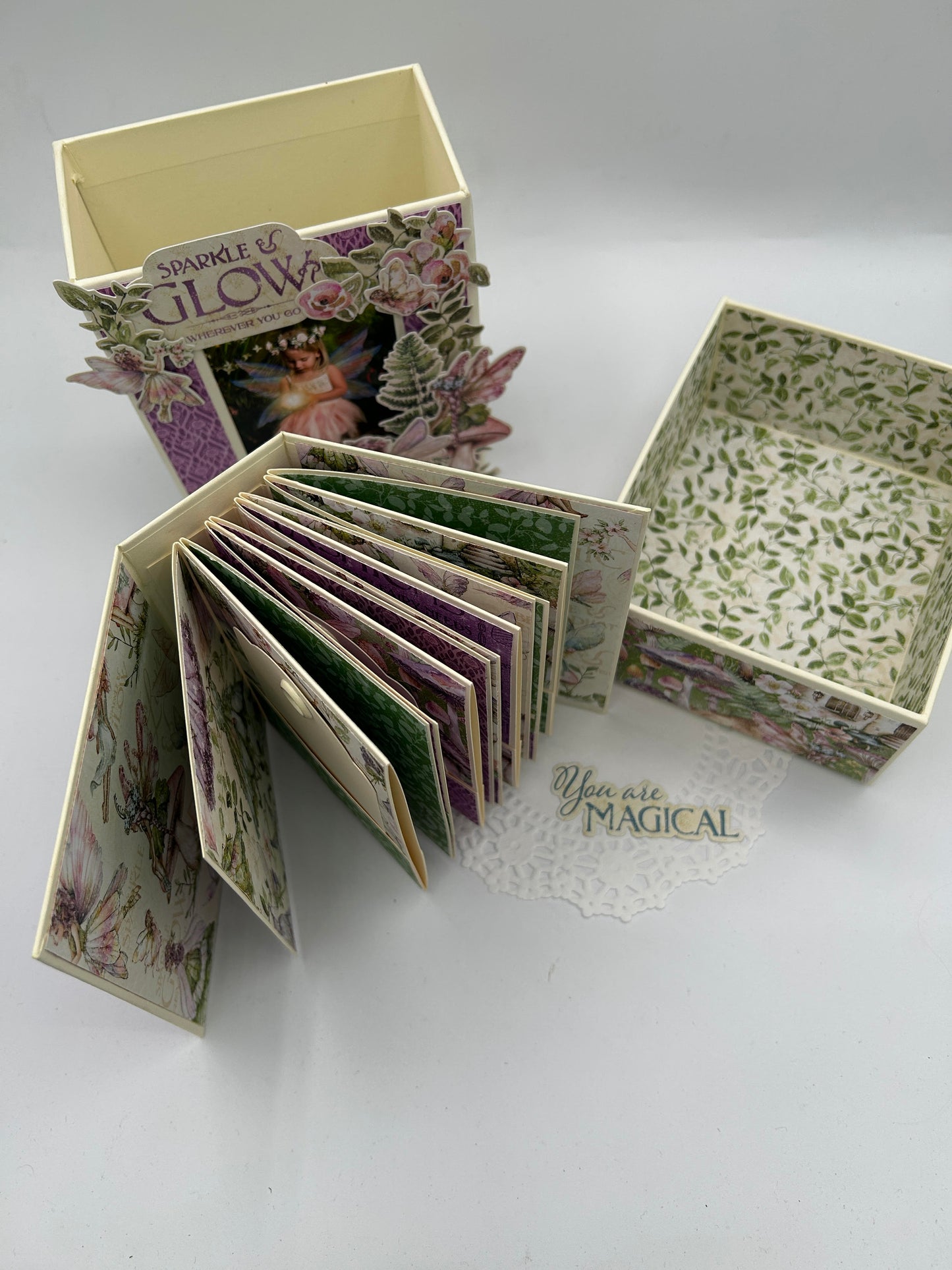 Katilyn's Crop - Sparkle & Glow Mini Album Class