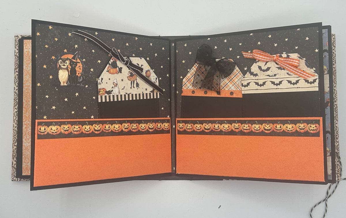 Scrapp’n Savvy - Virtual Class - Halloween Mini Album