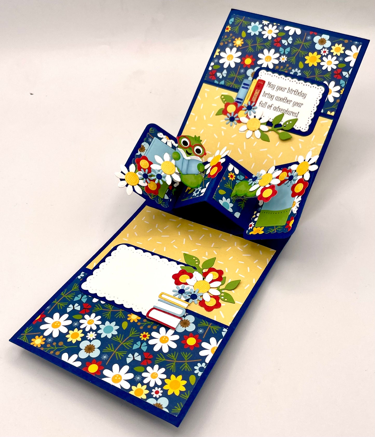 Scrapp’n Savvy - Card Kits - Bookworm Birthday Pop-up