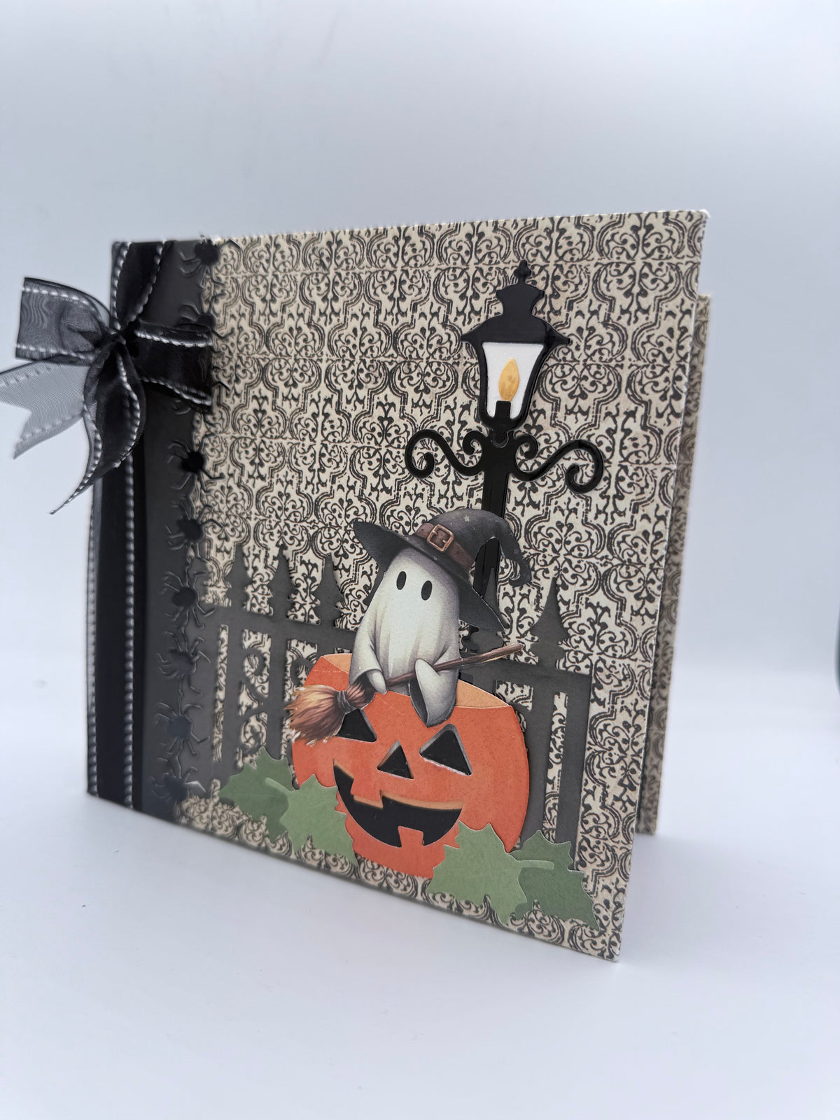 Scrapp’n Savvy - Virtual Class - Halloween Mini Album