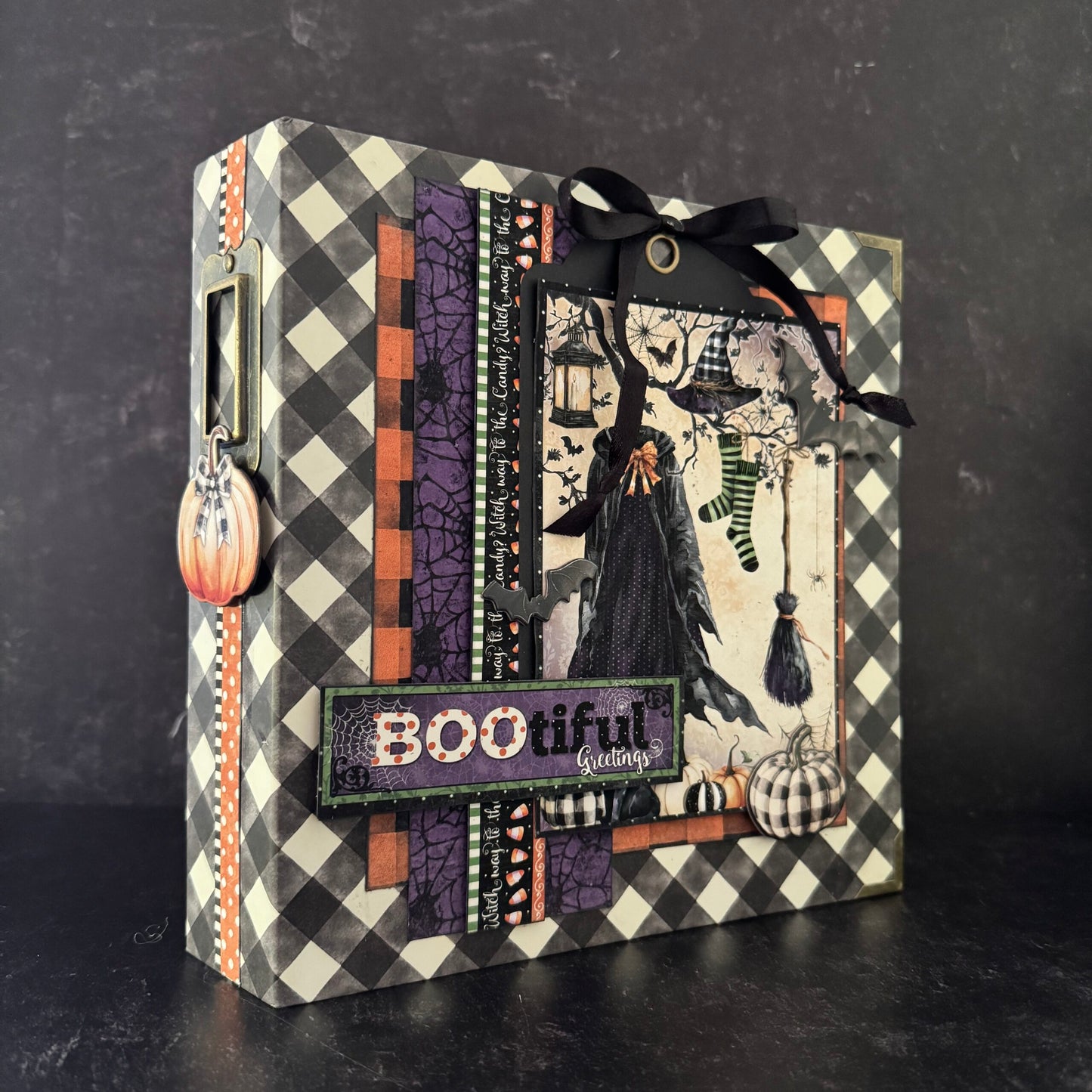 Graphic 45 - Check Binder Album with Interactive Pages - Black